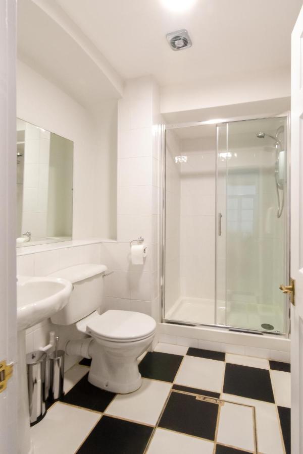 Free Parking! Very Large 2 Bedroom Clifton Flat Bristol Eksteriør bilde
